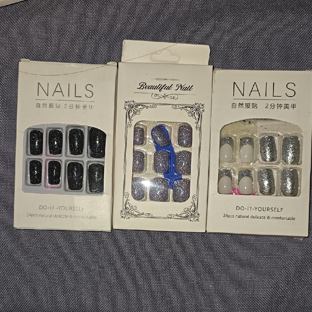 3 Black, Silver & White Press-On Nails